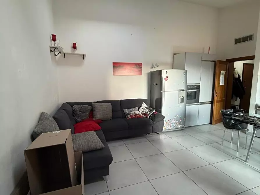 Immagine 5 di Appartamento in affitto  a Massa