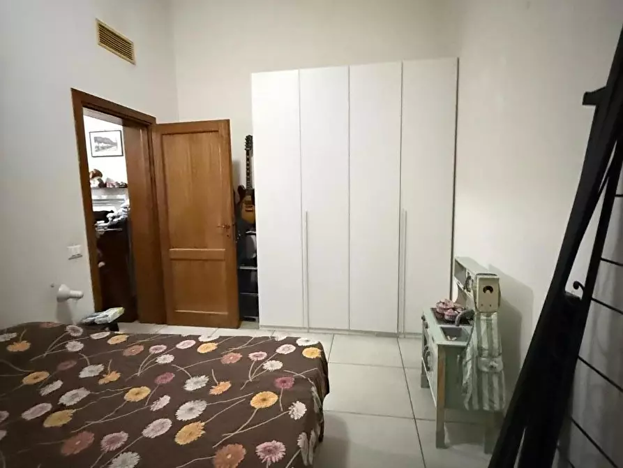 Immagine 21 di Appartamento in affitto  a Massa