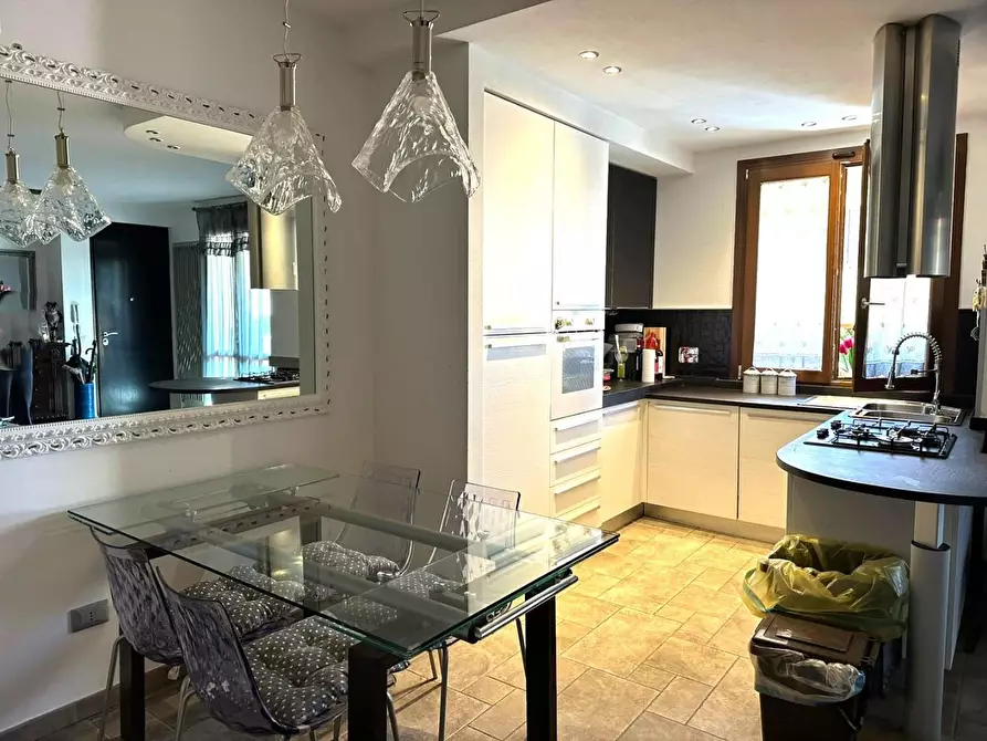 Immagine 3 di Appartamento in vendita  a Rosignano Marittimo