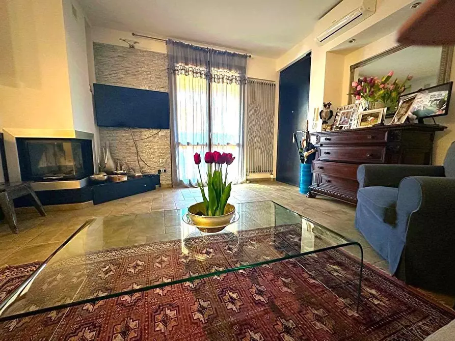 Immagine 1 di Appartamento in vendita  a Rosignano Marittimo