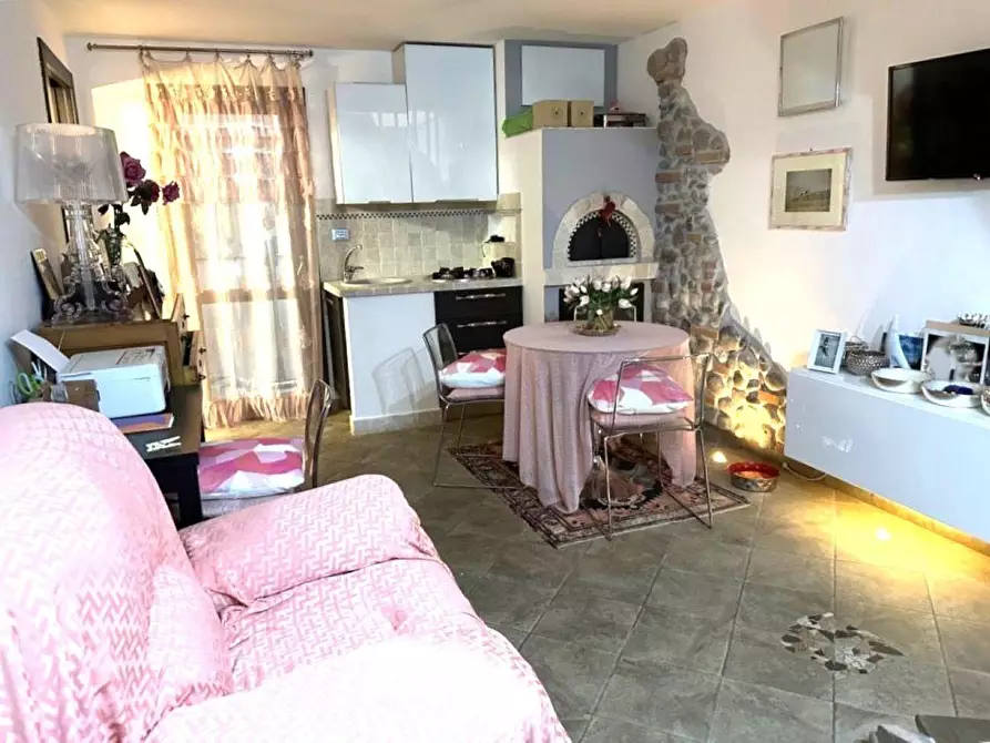 Immagine 14 di Appartamento in vendita  a Rosignano Marittimo