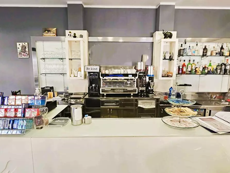 Immagine 7 di Bar / Ristorante in vendita  a Massa