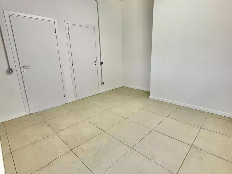 Immagine 7 di Capannone industriale in affitto  a Casciana Terme Lari