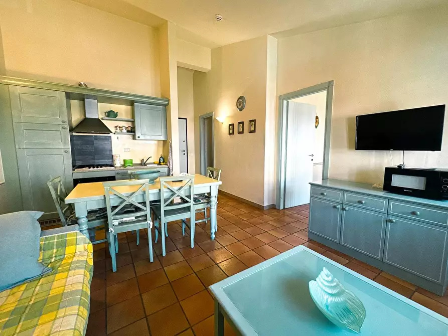 Immagine 4 di Appartamento in vendita  a Pisa