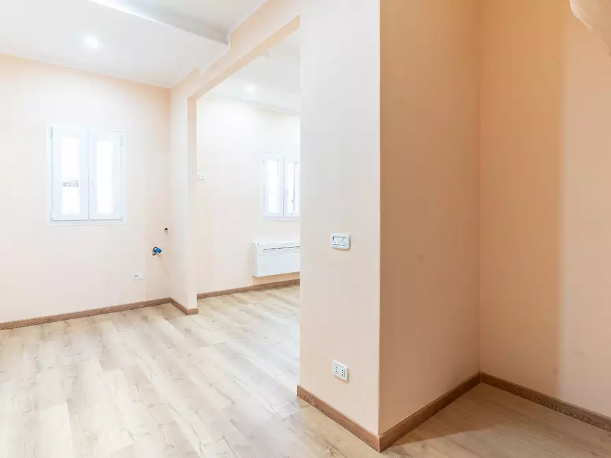 Immagine 13 di Appartamento in vendita  a Empoli