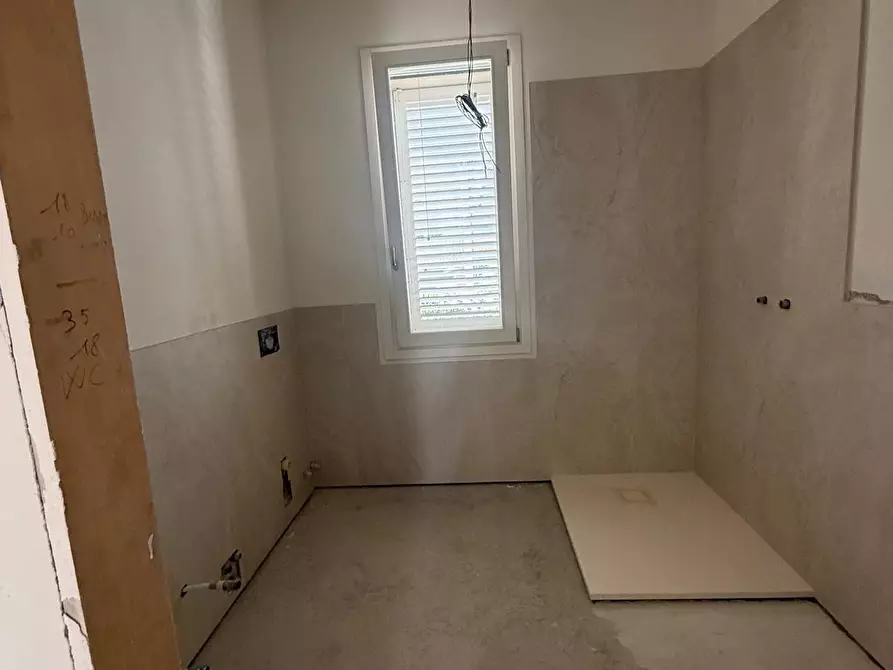 Immagine 7 di Villa in vendita  a Fucecchio