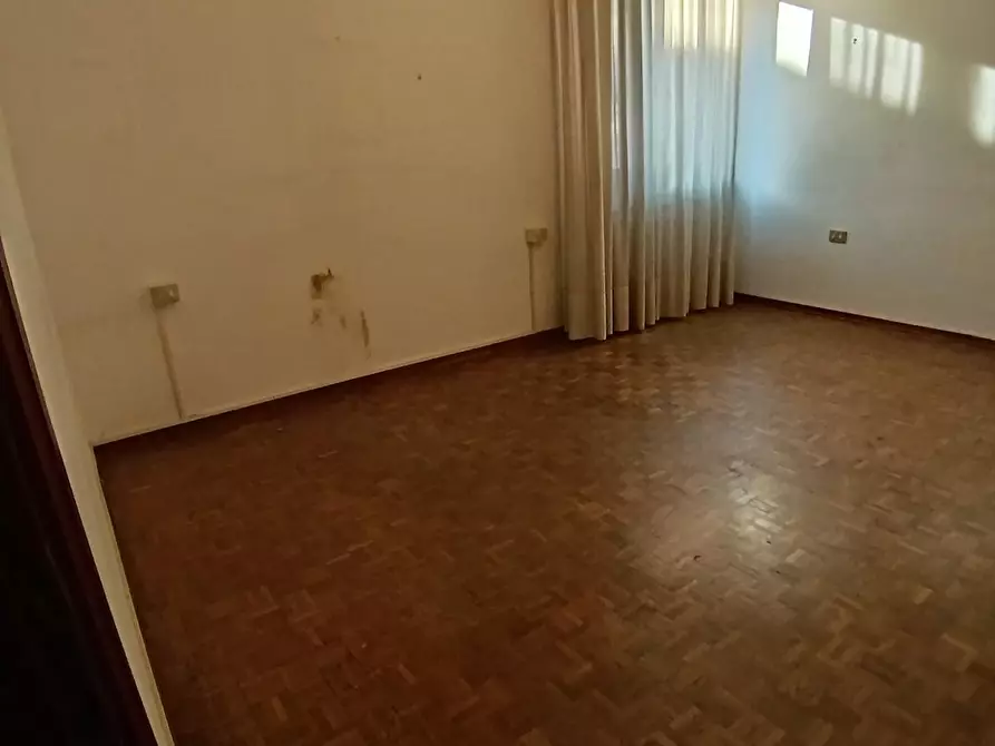 Immagine 16 di Appartamento in vendita  a Empoli