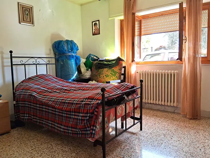 Immagine 20 di Villa in vendita  a Lucca