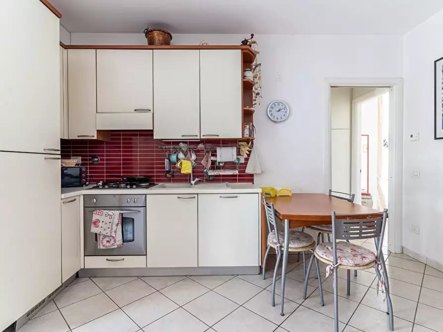 Immagine 13 di Appartamento in vendita  a Empoli