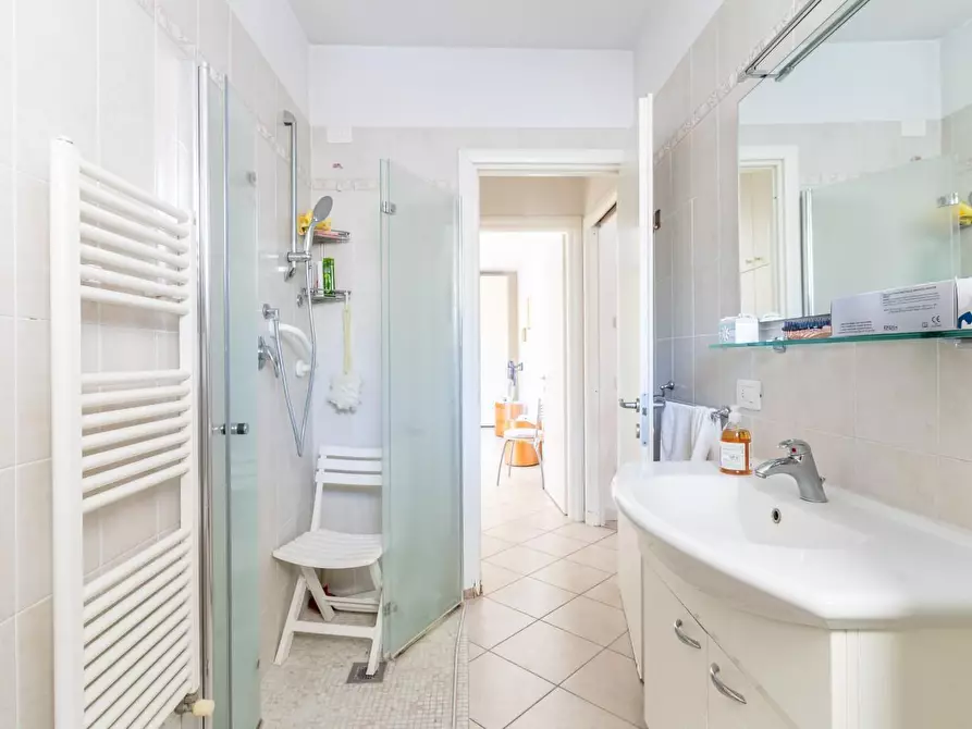 Immagine 25 di Appartamento in vendita  a Empoli