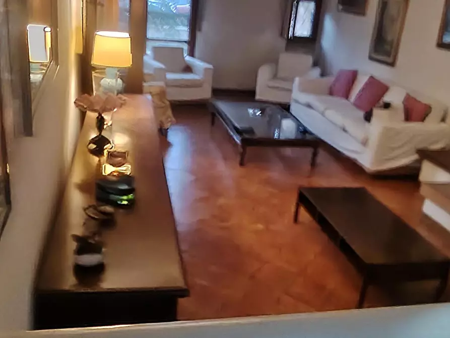 Immagine 9 di Villetta a schiera in vendita  a Pisa