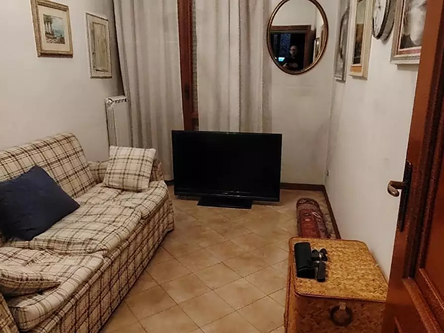 Immagine 10 di Villetta a schiera in vendita  a Pisa