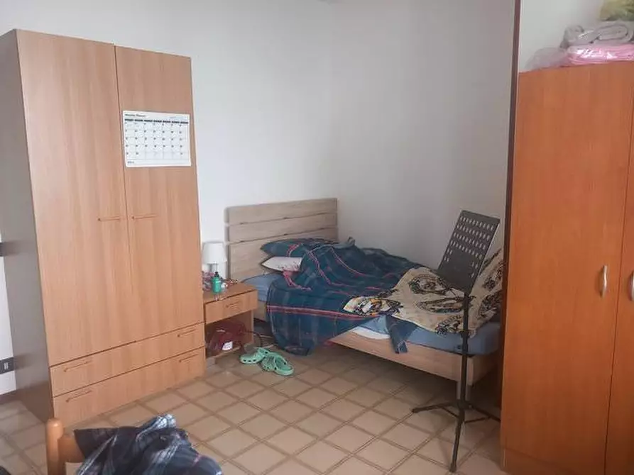 Immagine 5 di Appartamento in vendita  a Pisa