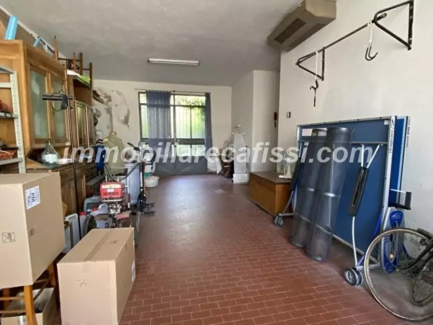 Immagine 33 di Casa bifamiliare in vendita  a Carmignano