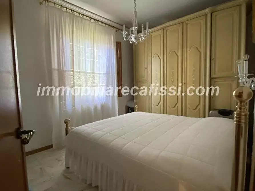 Immagine 18 di Casa bifamiliare in vendita  a Carmignano