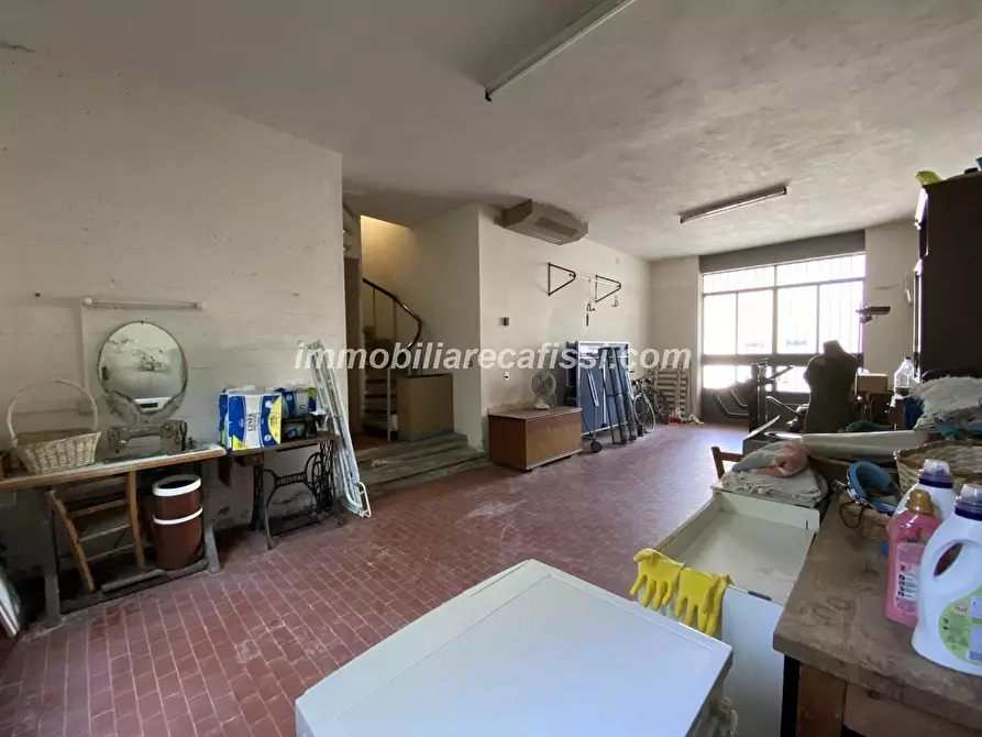 Immagine 31 di Casa bifamiliare in vendita  a Carmignano