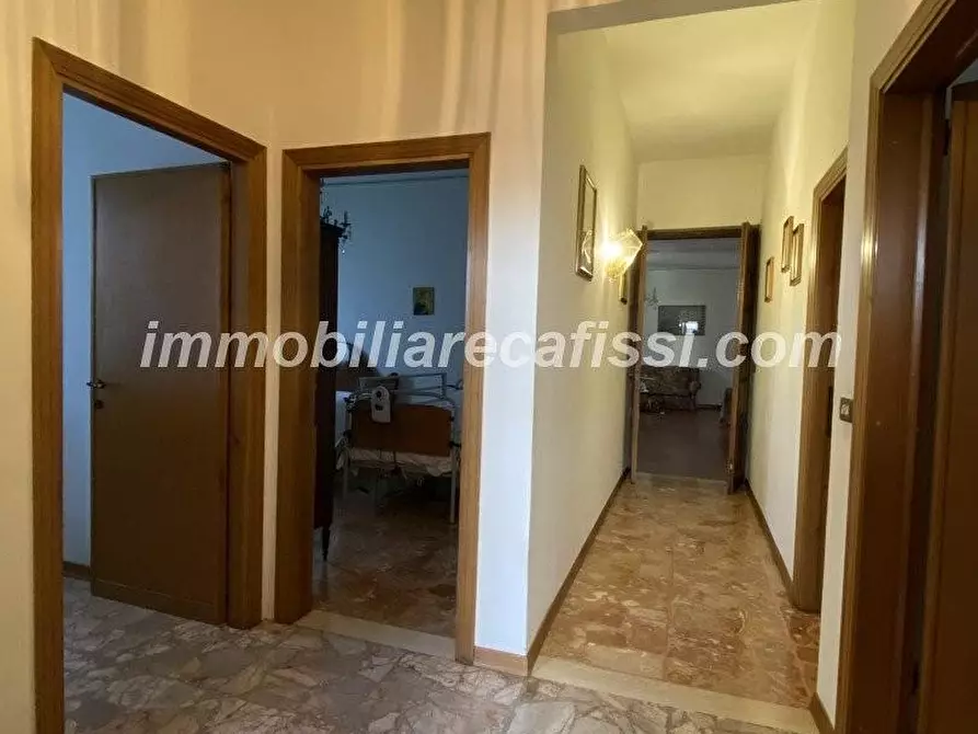 Immagine 14 di Casa bifamiliare in vendita  a Carmignano