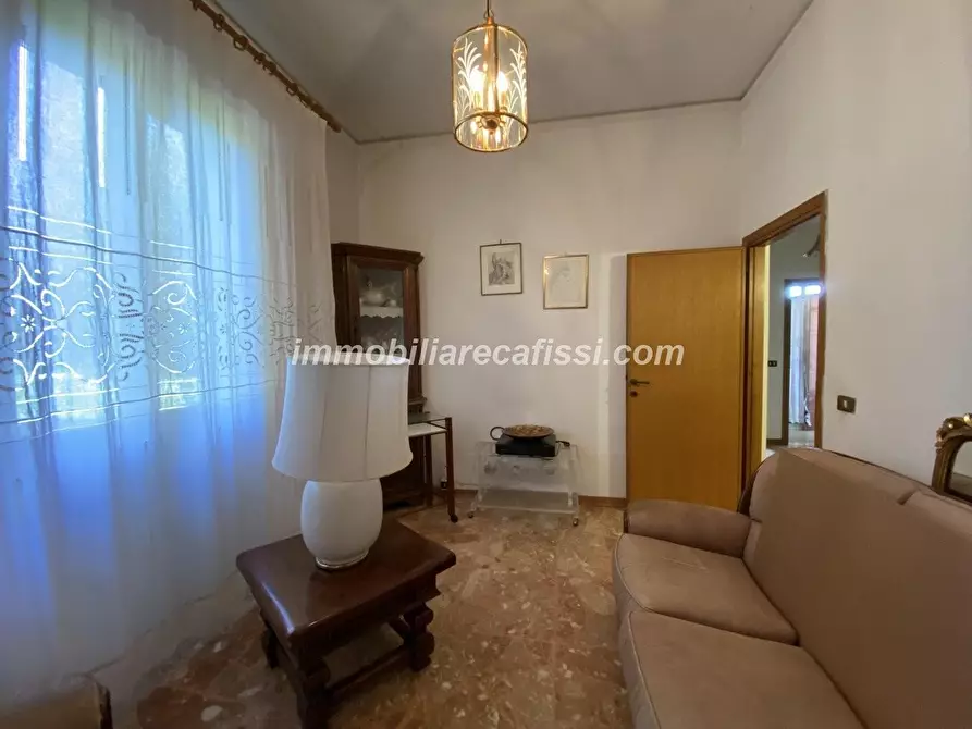 Immagine 22 di Casa bifamiliare in vendita  a Carmignano