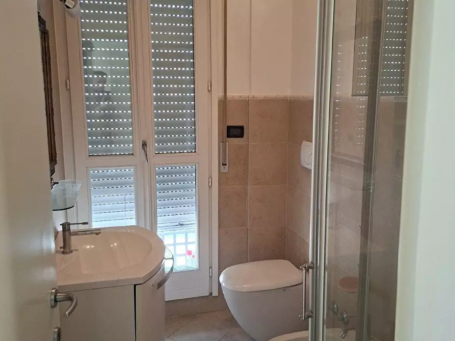 Immagine 11 di Appartamento in vendita  a Camaiore