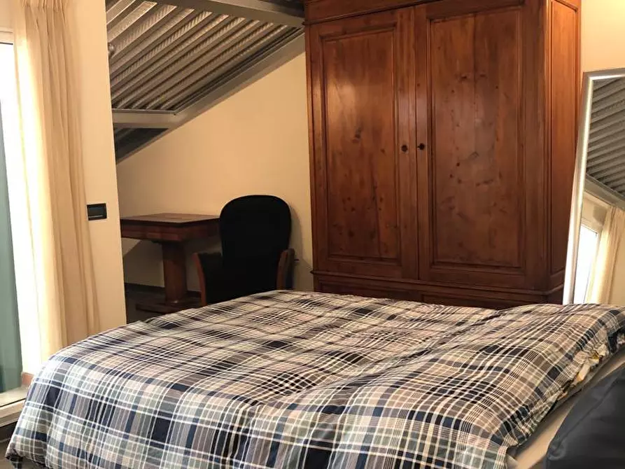 Immagine 8 di Appartamento in vendita  a Poggibonsi