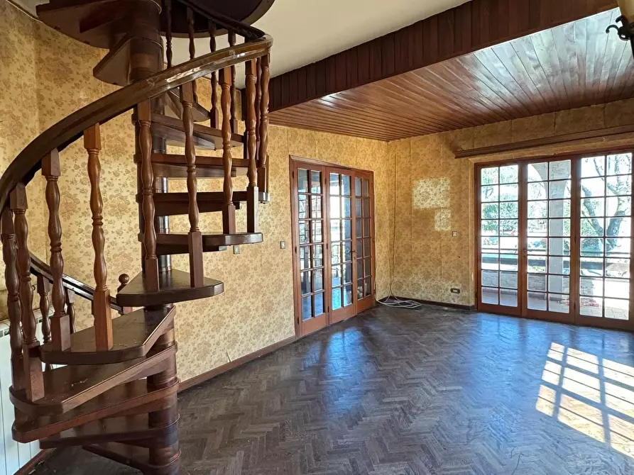 Immagine 42 di Casa indipendente in vendita  a Calcinaia