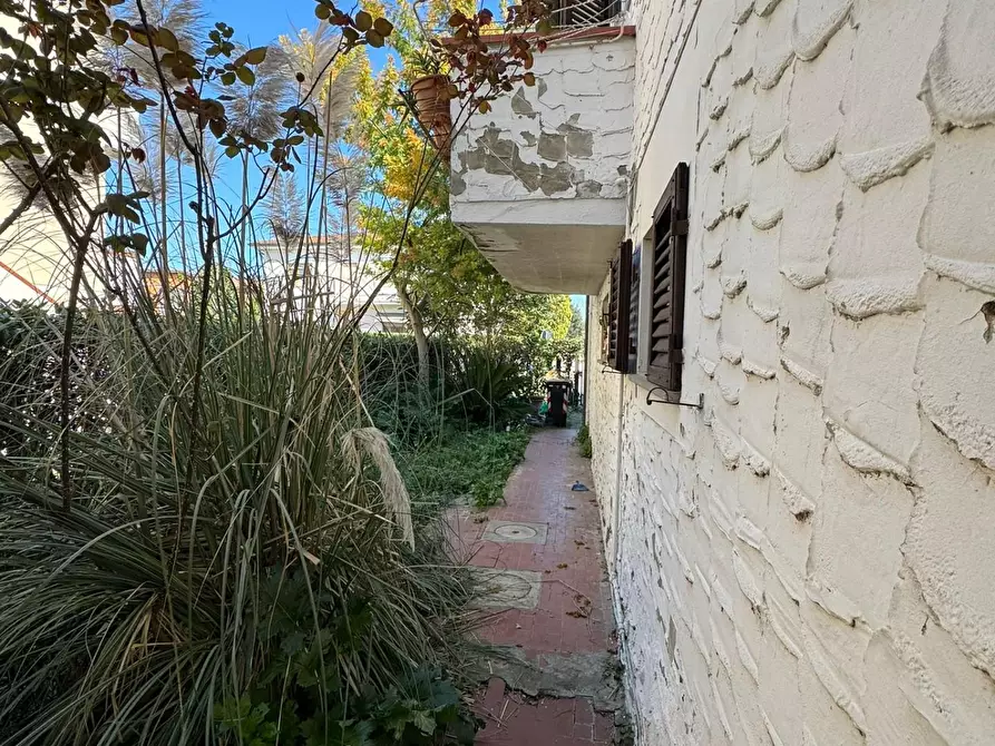 Immagine 17 di Casa indipendente in vendita  a Calcinaia