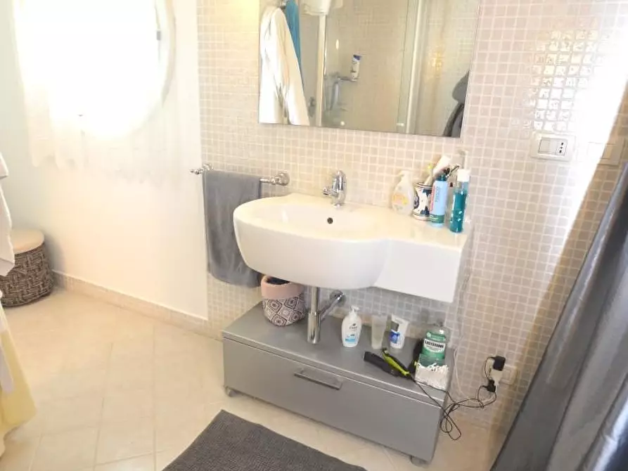 Immagine 22 di Villa in vendita  a Capannori