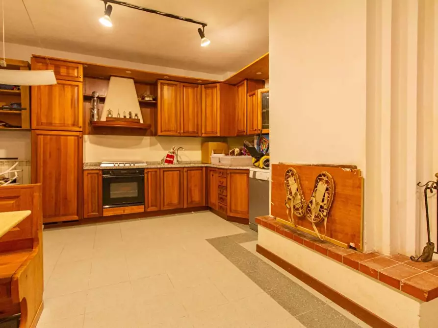 Immagine 36 di Terratetto in vendita  a Cascina