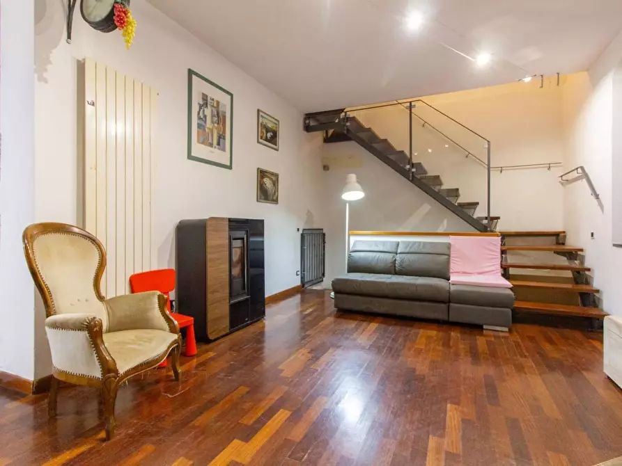 Immagine 1 di Terratetto in vendita  a Cascina