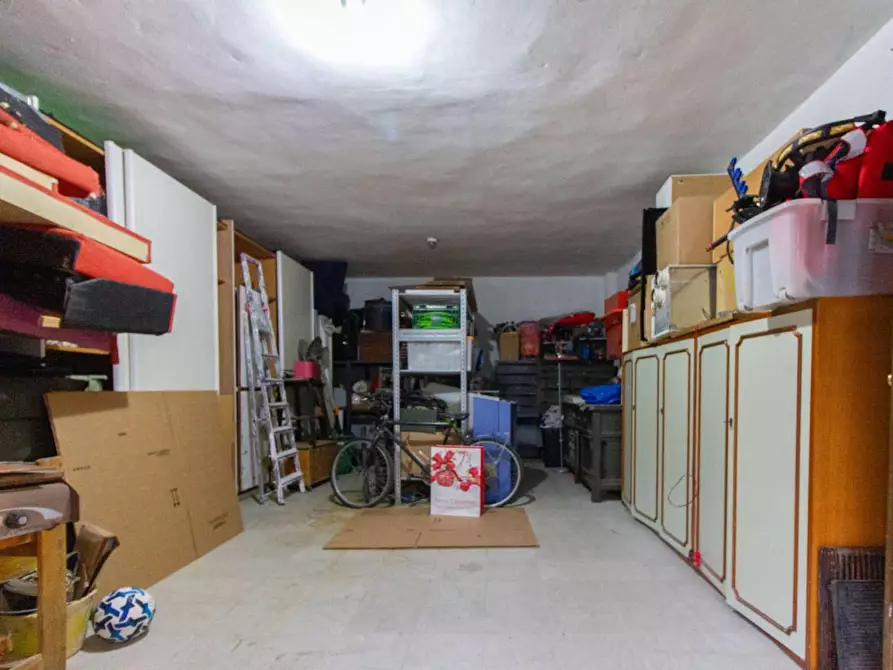 Immagine 37 di Terratetto in vendita  a Cascina