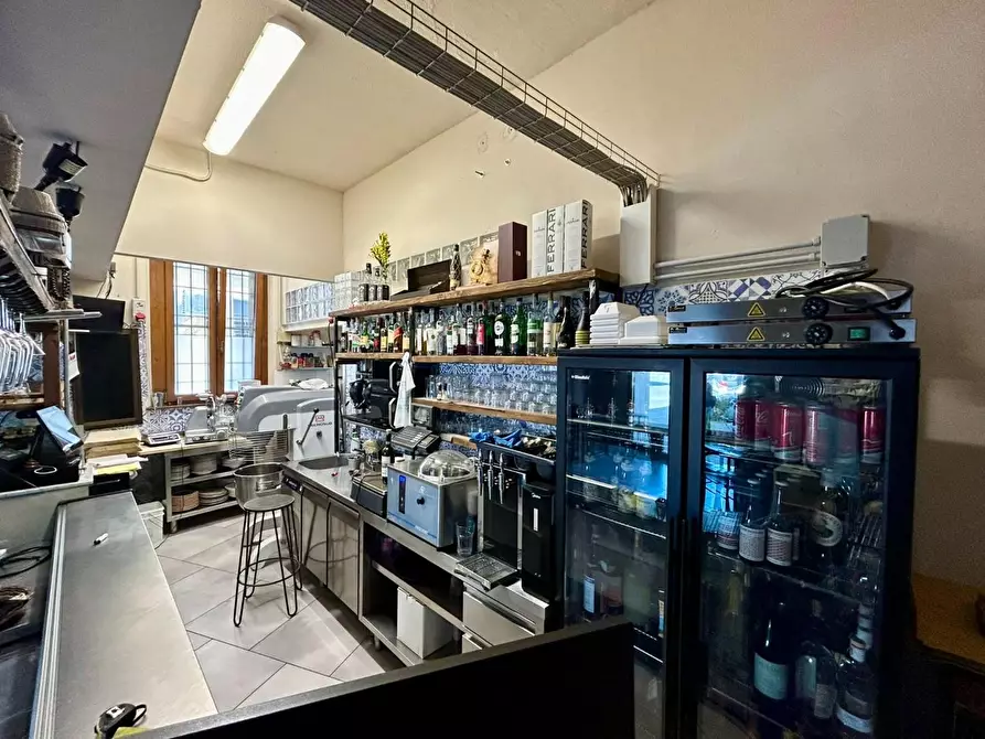 Immagine 2 di Bar / Ristorante in vendita  a Empoli