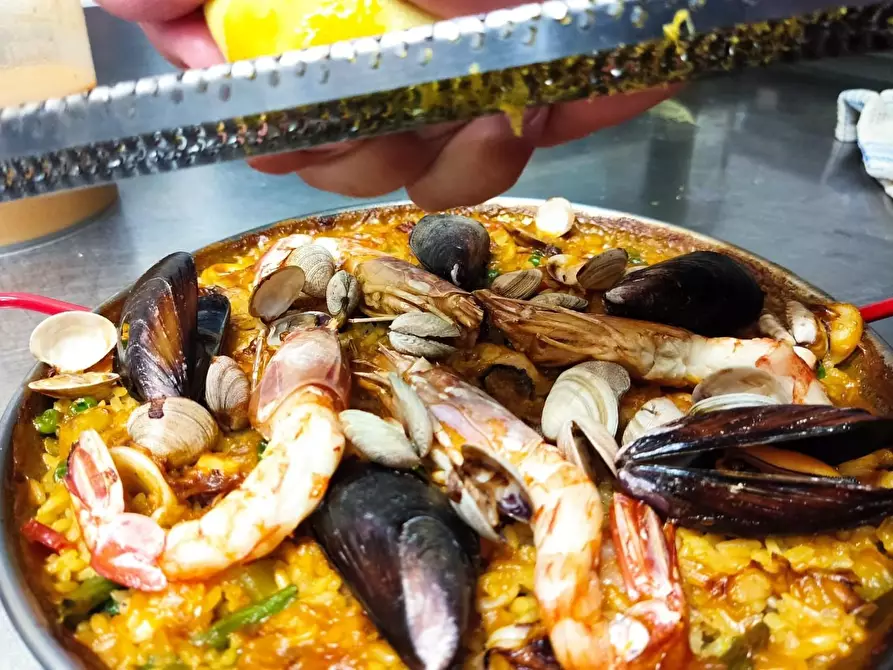 Immagine 6 di Bar / Ristorante in vendita  a Empoli