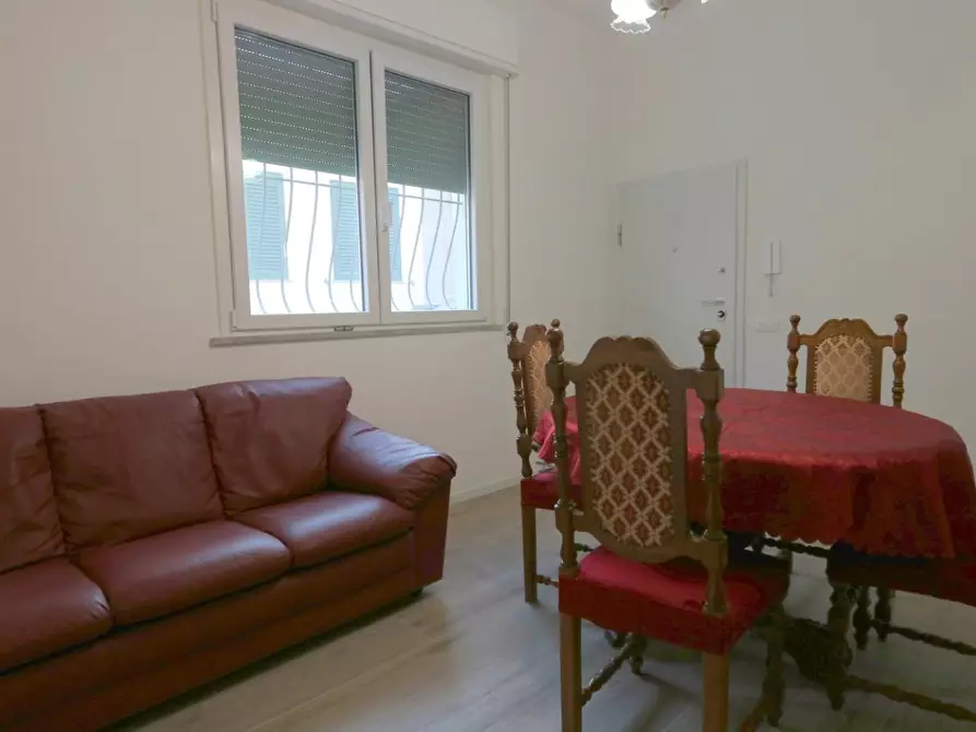 Immagine 2 di Appartamento in affitto  a Cascina