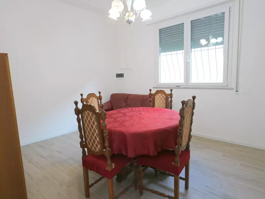 Immagine 4 di Appartamento in affitto  a Cascina