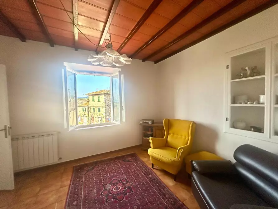 Immagine 3 di Appartamento in vendita  a Sovicille