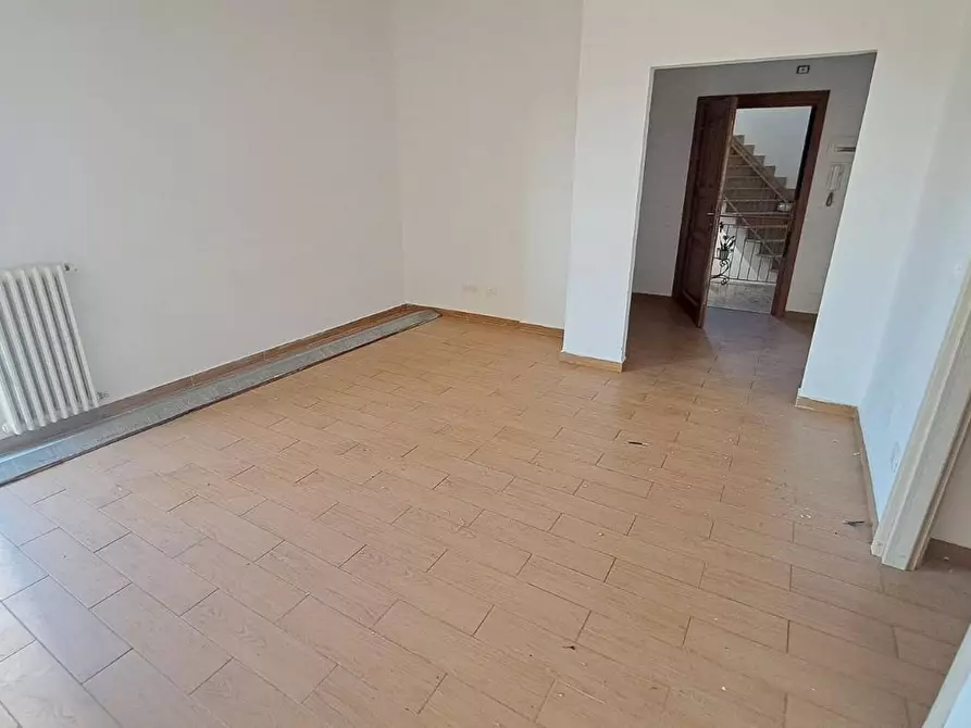 Immagine 5 di Appartamento in vendita  a Rosignano Marittimo