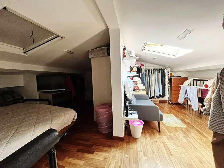 Immagine 2 di Appartamento in vendita  a Livorno