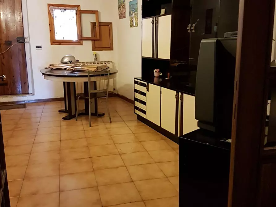 Immagine 3 di Appartamento in affitto  a Siena