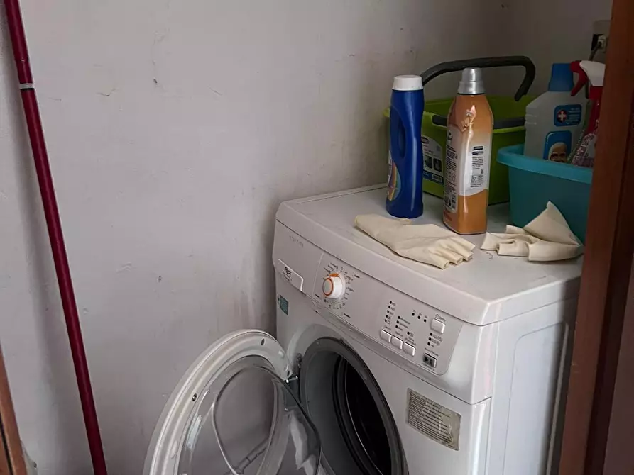 Immagine 6 di Appartamento in affitto  a Siena