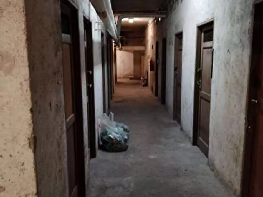 Immagine 14 di Appartamento in vendita  a Legnano