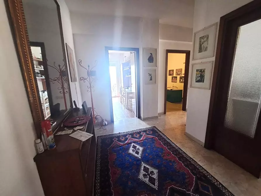 Immagine 6 di Appartamento in affitto  a Carrara