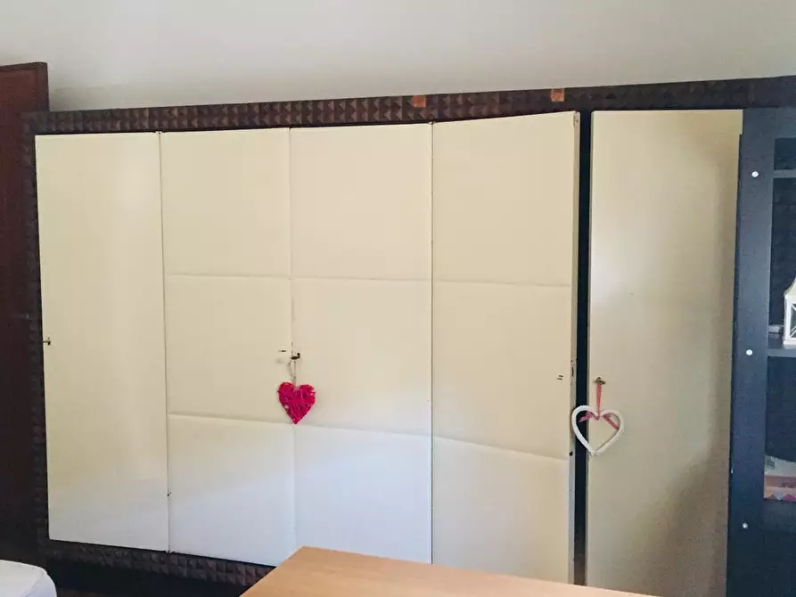 Immagine 6 di Appartamento in affitto  a Siena