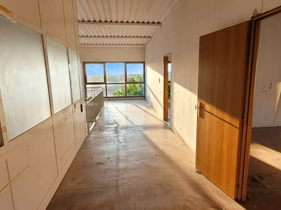 Immagine 3 di Attività artigianale in vendita  a Casciana Terme Lari