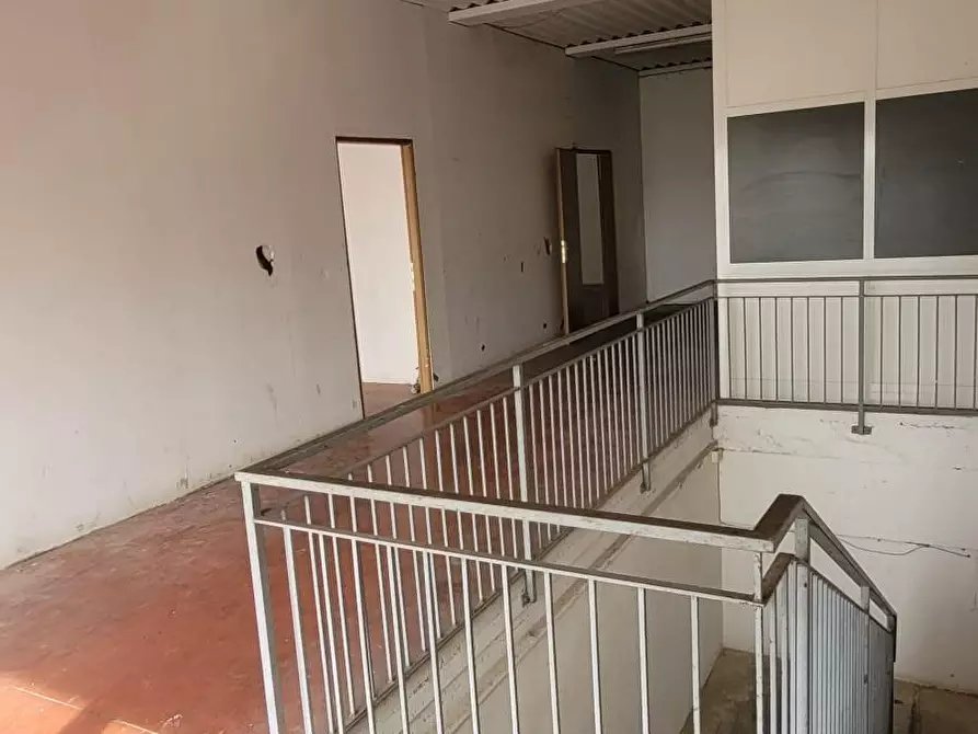 Immagine 4 di Attività artigianale in vendita  a Casciana Terme Lari