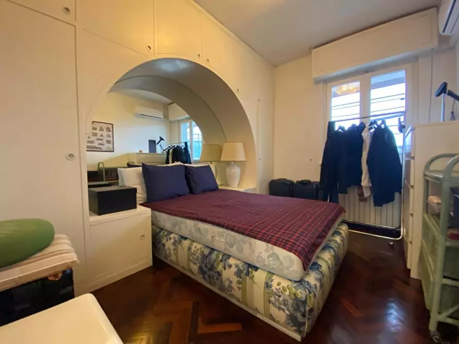 Immagine 8 di Mansarda in vendita  a Seravezza