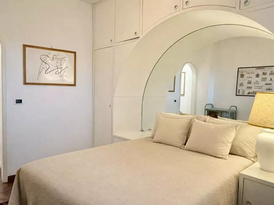 Immagine 13 di Mansarda in vendita  a Seravezza