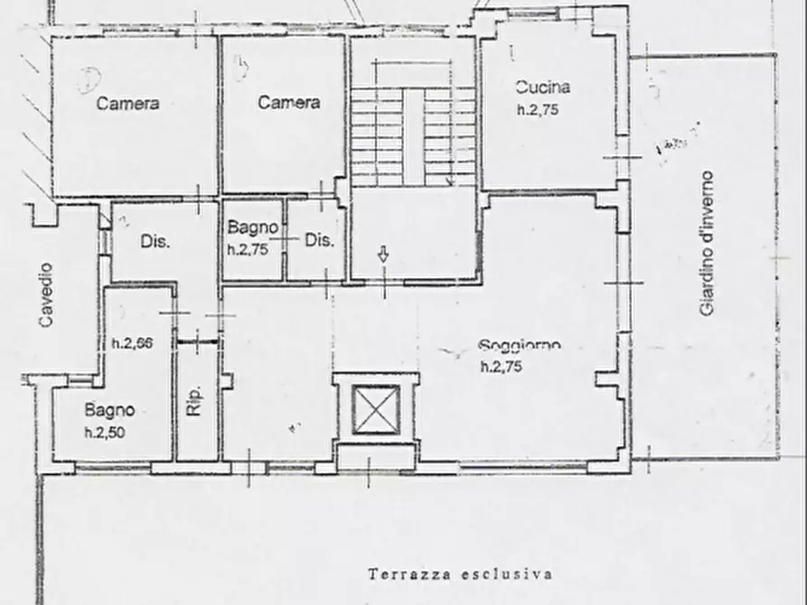 Immagine 21 di Mansarda in vendita  a Seravezza