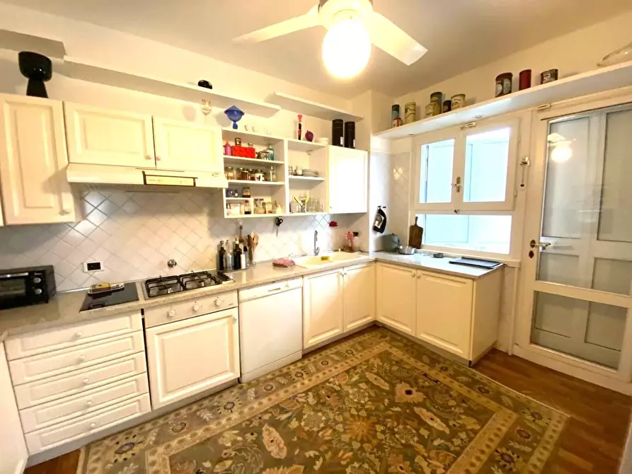 Immagine 6 di Mansarda in vendita  a Seravezza