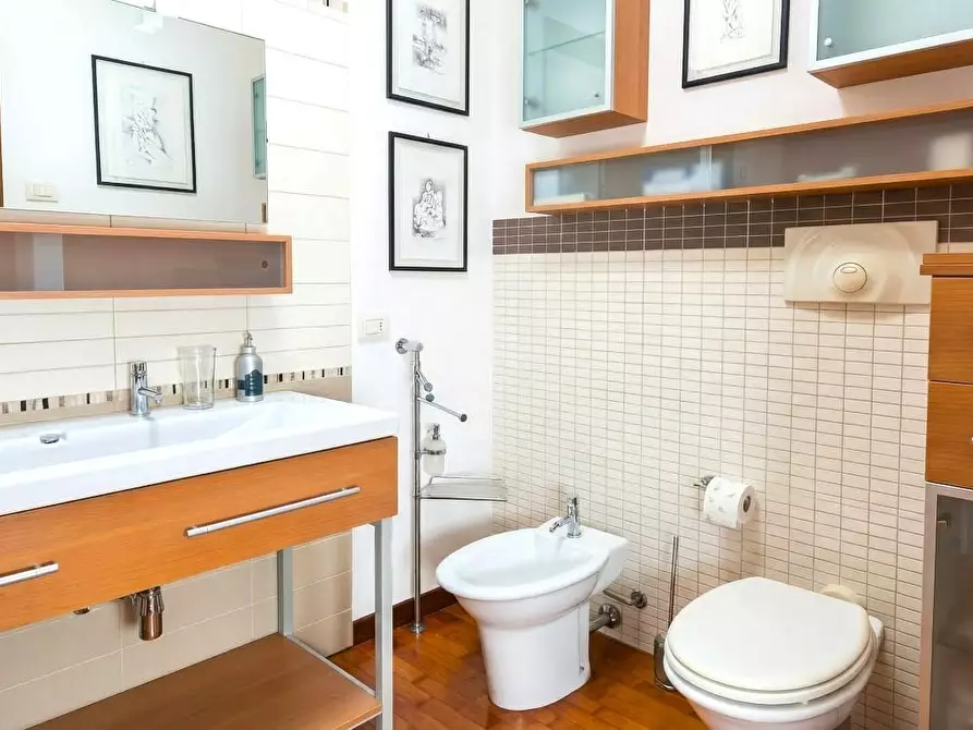 Immagine 13 di Appartamento in vendita  a Lecce