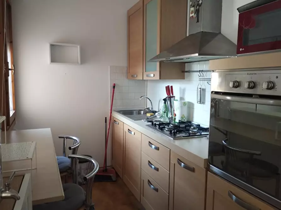 Immagine 3 di Appartamento in affitto  a Empoli